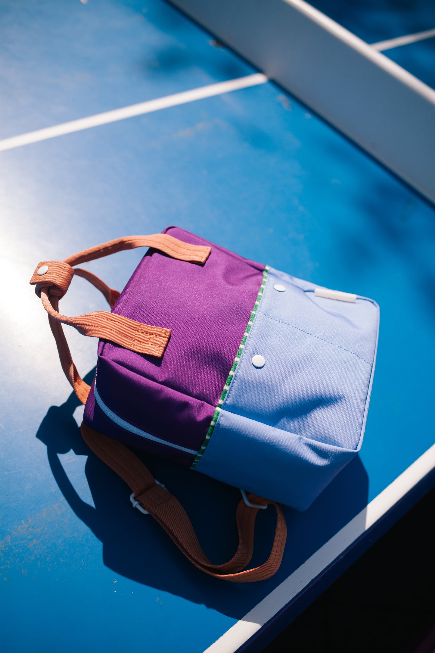 Rugtas klein Colourblocking - Purple tights & Badminton blue