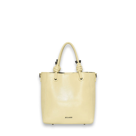 Butter Yellow: De zachte trendkleur die deze lente straalt